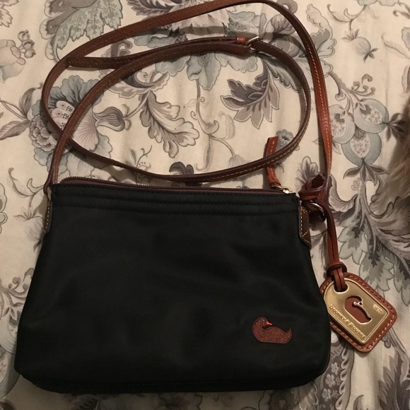 Dooney & Bourke small purse - Picture 2 of 6